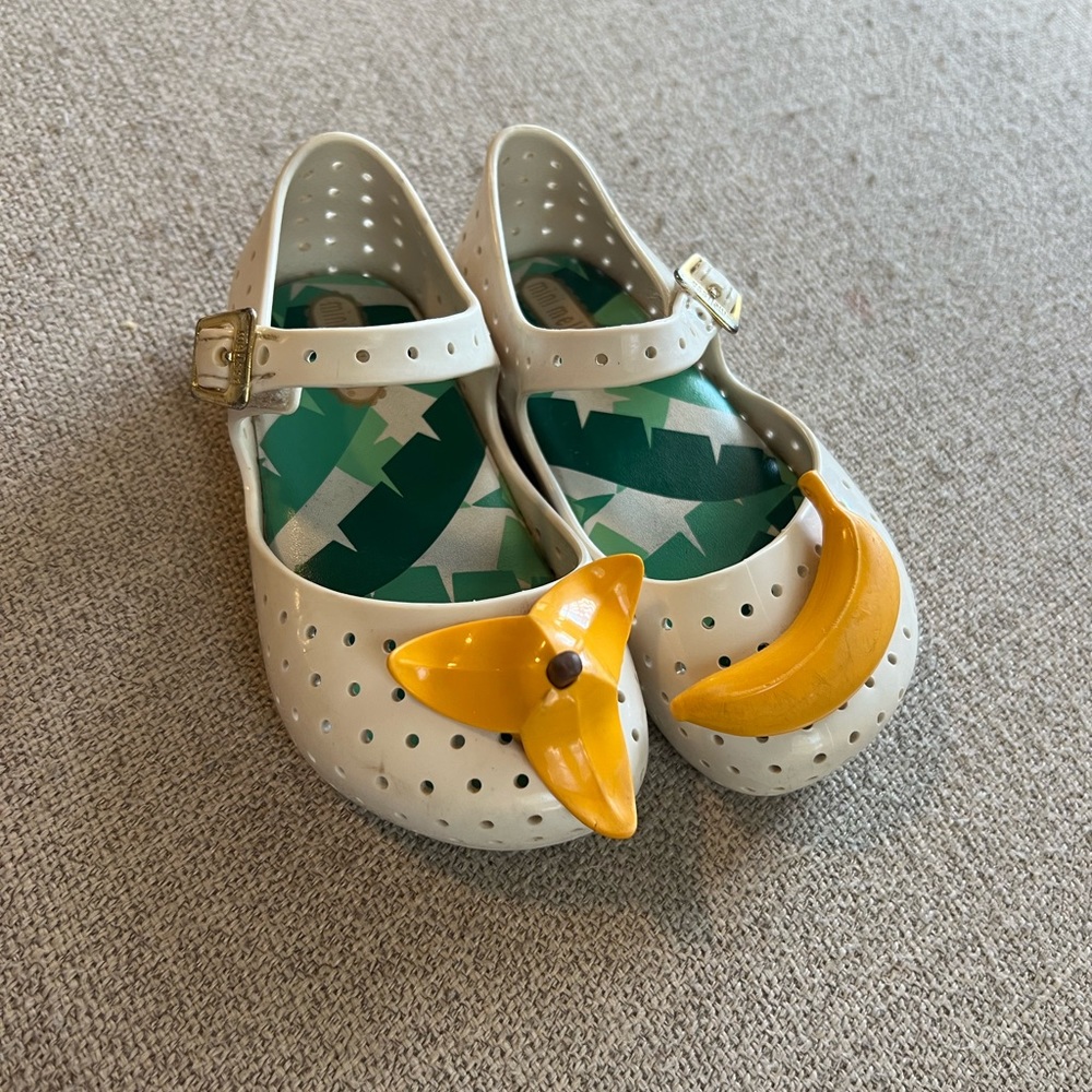 Mini Melissa beautiful shoes